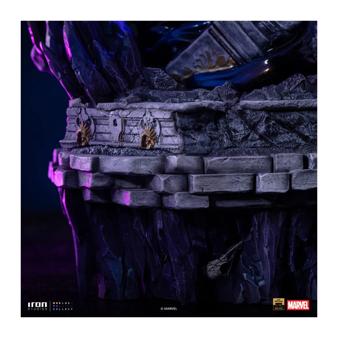 Iron Studios Marvel - Silver Surfer Deluxe Art Scale 1/10 - Infinity Gauntlet Diorama