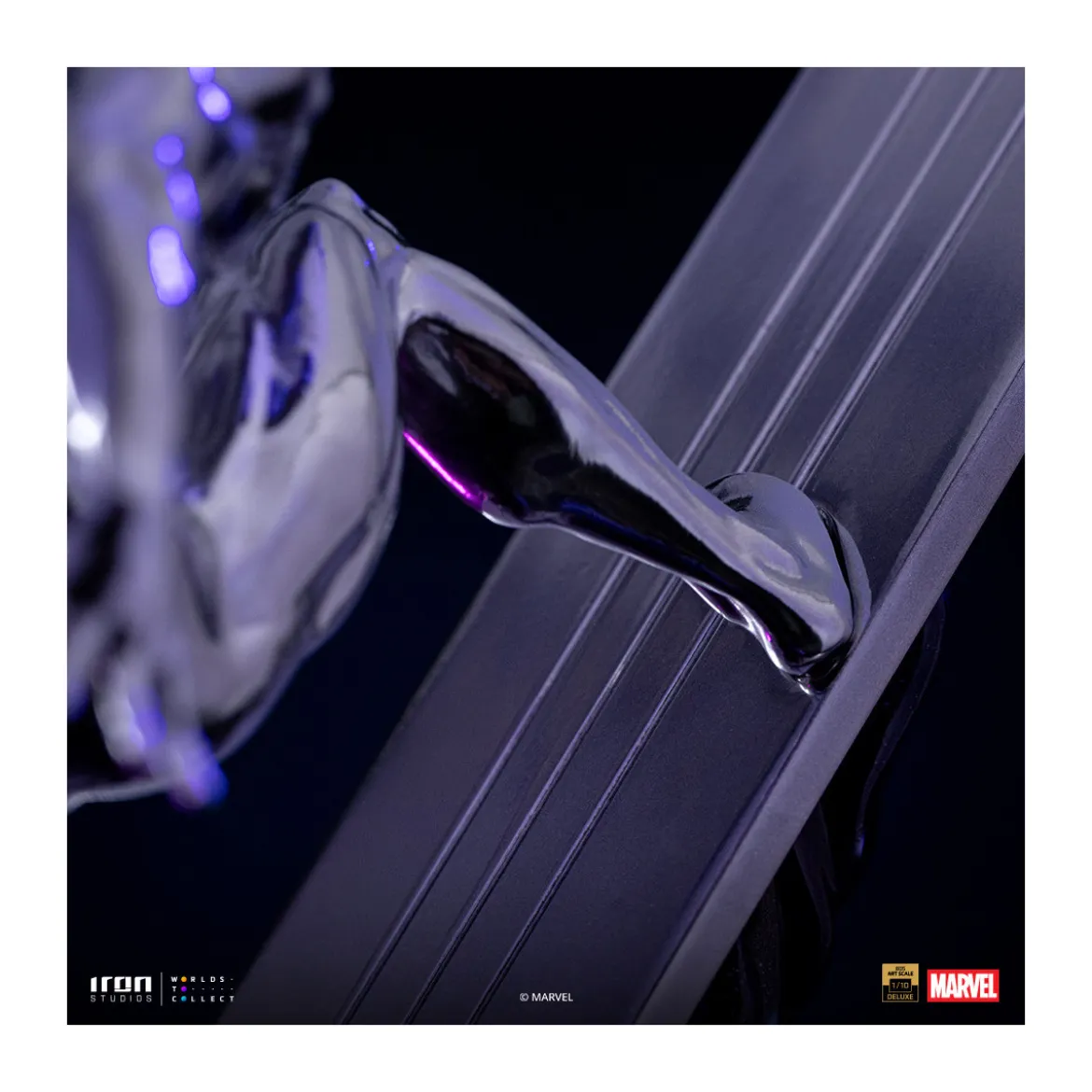 Iron Studios Marvel - Silver Surfer Deluxe Art Scale 1/10 - Infinity Gauntlet Diorama