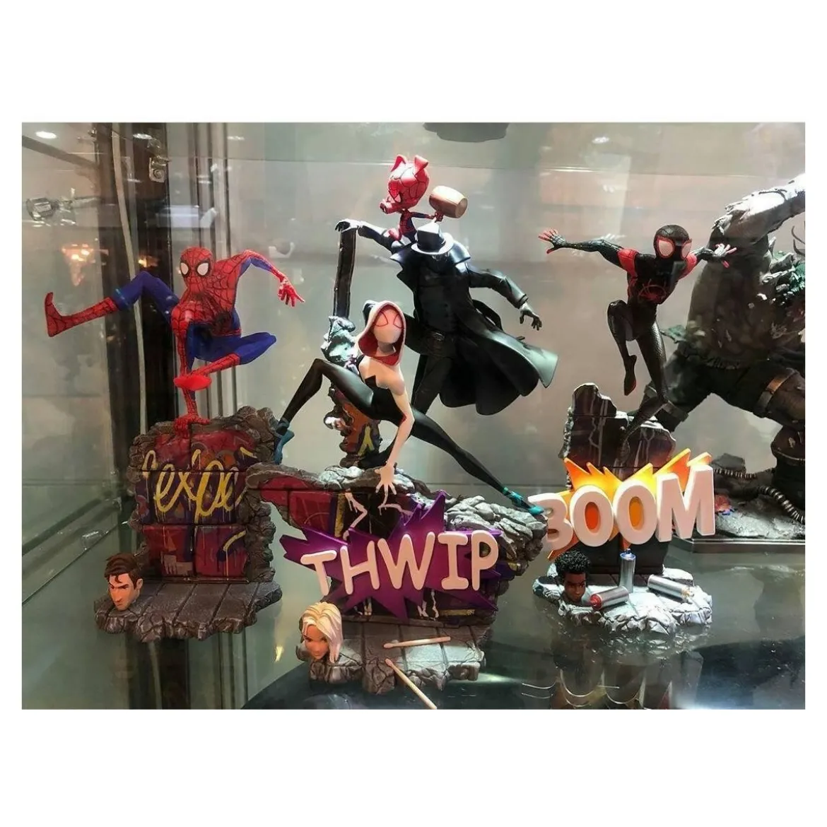 Iron Studios Marvel - Spider-Man Into the Spider-verse - Spiderman Peter Parker - BDS Art Scale 1/10 - 25cm