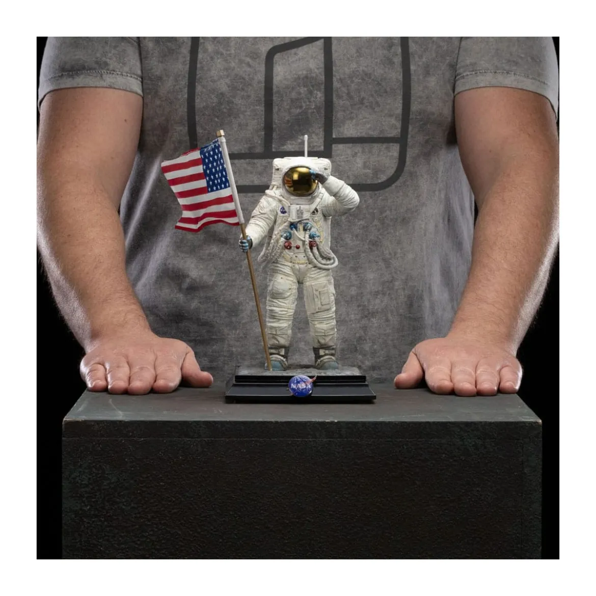 Iron Studios - NASA Apollo 11 Astronaut 1/10 BDS Art Scale