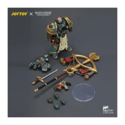 JoyToy - Sons of Horus - Maloghurst the Twisted, the Warmaster's Equerry with Legion Standard and Banestrike Bolter 1/18