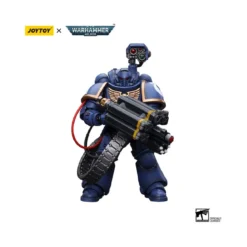 JoyToy Space Marines - Ultramarines - Desolation Marine with Castellan Launcher (Superfrag) 1/18