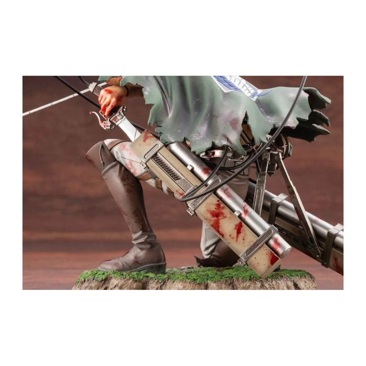 Kotobukiya - Attack on Titan - Levi Fortitude Version - 1/7 - 17cm