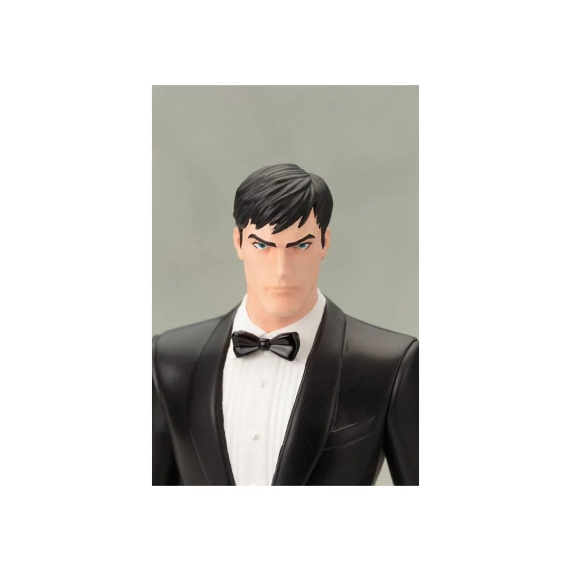 Kotobukiya DC Comics - statue Bruce Wayne in Tuxedo SDCC 2016 - ARTFX+ 1/10 - 21cm