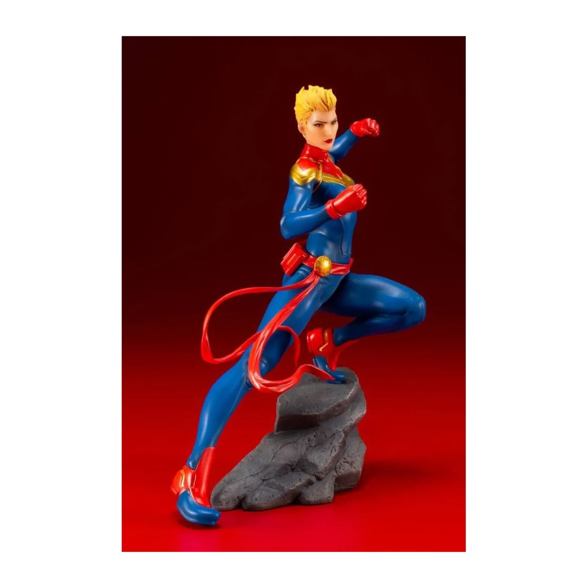 Kotobukiya - Marvel Universe ARTFX+ - statue PVC 1/10 - Captain Marvel - 17cm