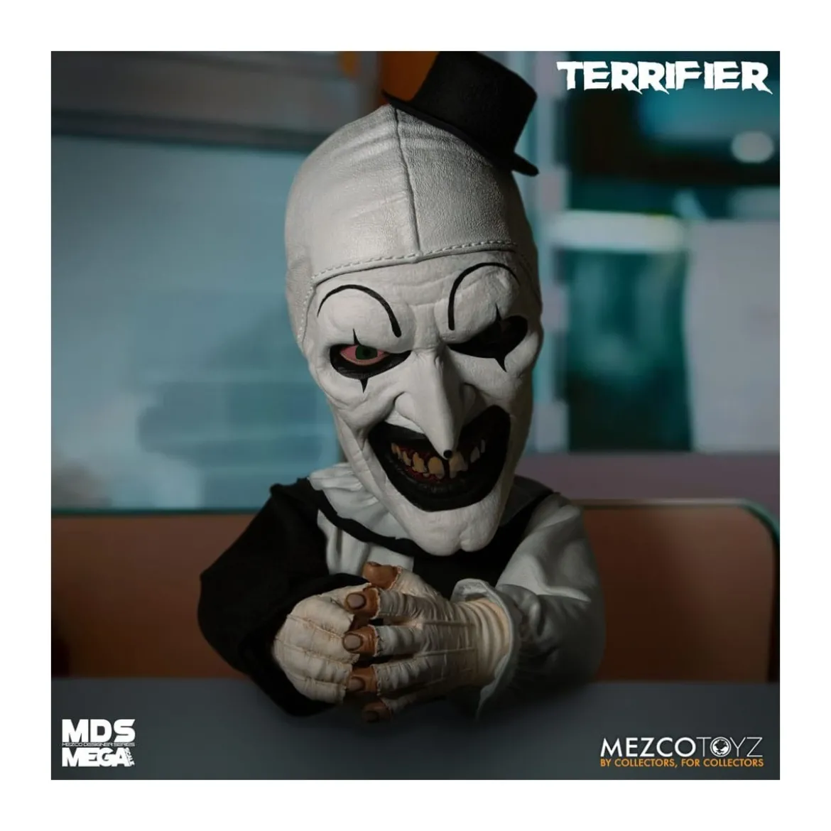 Mezco MDS Mega Scale - Art the Clown - Terrifier