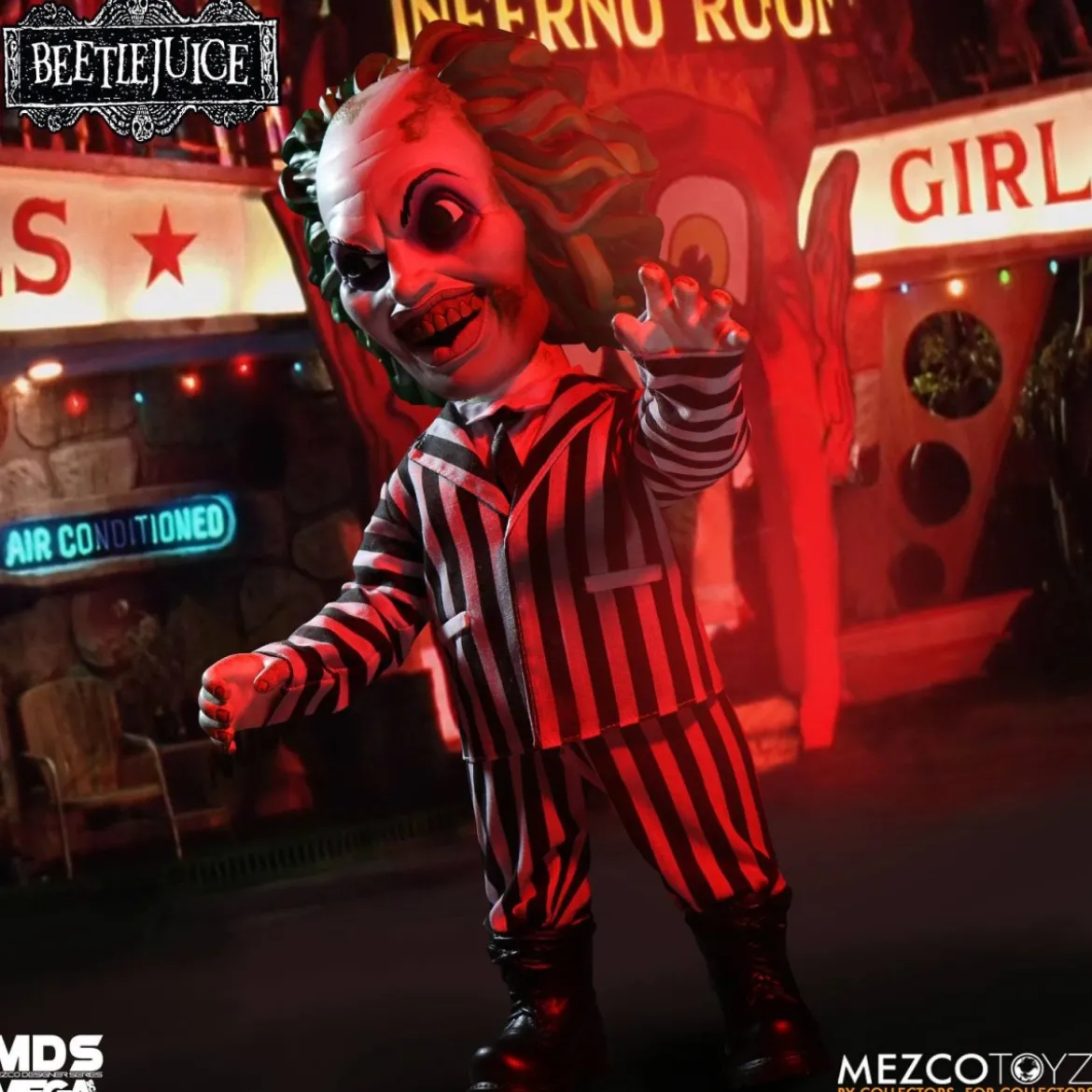 Mezco MDS Mega Scale - Beetlejuice