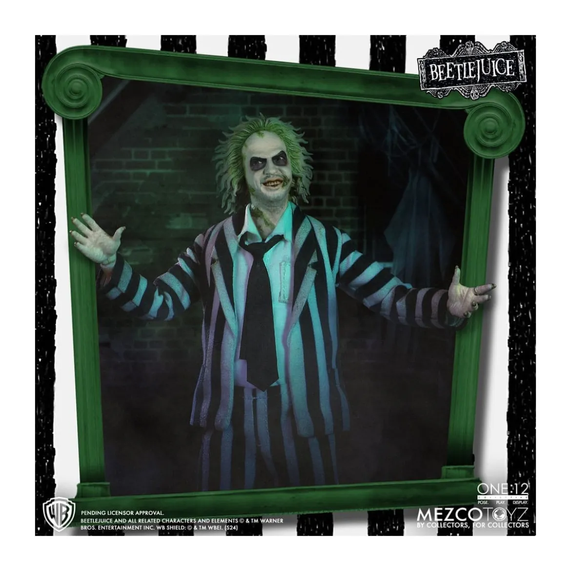Mezco One 12 - Beetlejuice Deluxe Edition