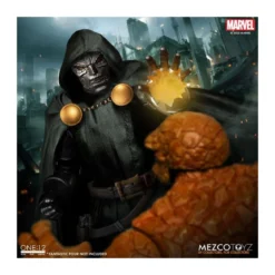 Mezco One 12 - Doctor Doom - Docteur Fatalis