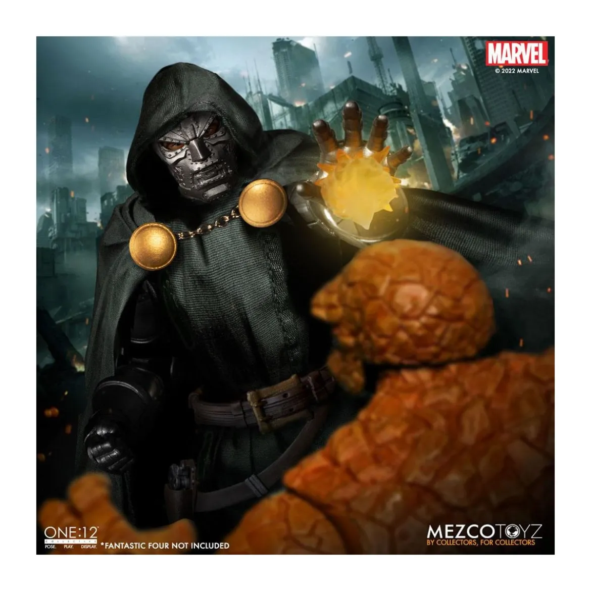 Mezco One 12 - Doctor Doom - Docteur Fatalis