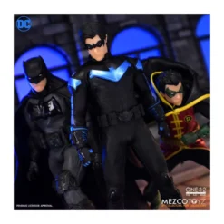 Mezco One 12 - NIGHTWING - DC Comics