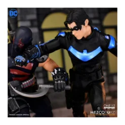 Mezco One 12 - NIGHTWING - DC Comics