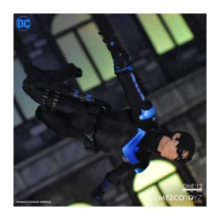Mezco One 12 - NIGHTWING - DC Comics