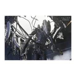 Neca - Alien: Romulus - Deluxe Suspended Lab Xenomorph XX121