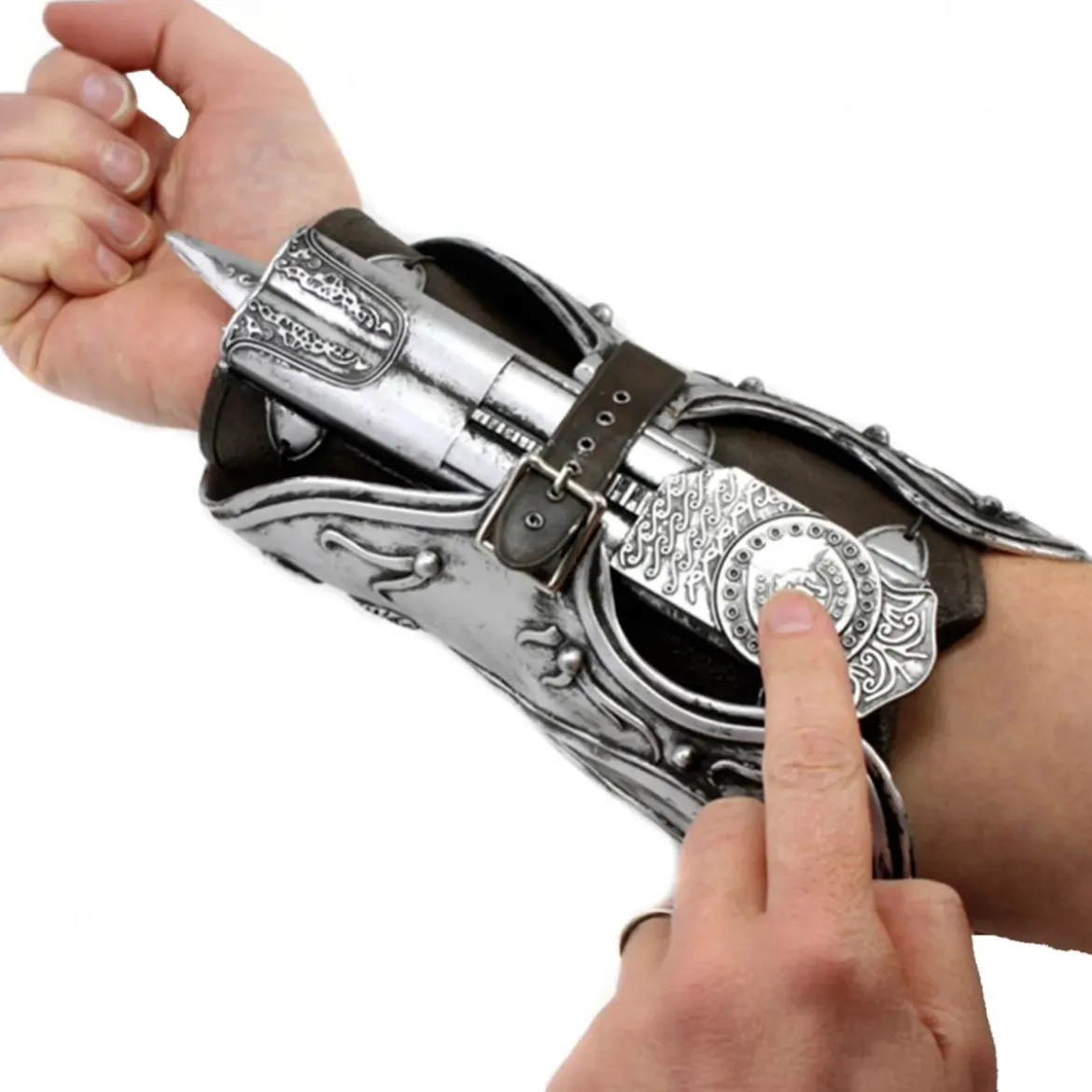 Neca - ASSASSIN'S CREED 2 - THE HIDDEN BLADE OF EZIO AUDITORE - ROLE-PLAY GAUNTLET REPLICA