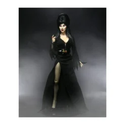 Neca - Elvira Mistress of the Dark - Retro Cloth