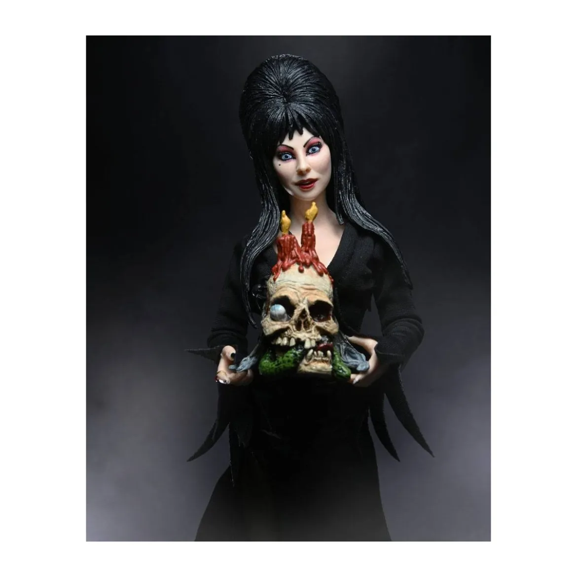 Neca - Elvira Mistress of the Dark - Retro Cloth