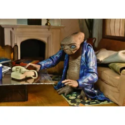 Neca - E.T. The Extra Terrestrial - Ultimate Telepathic E.T.