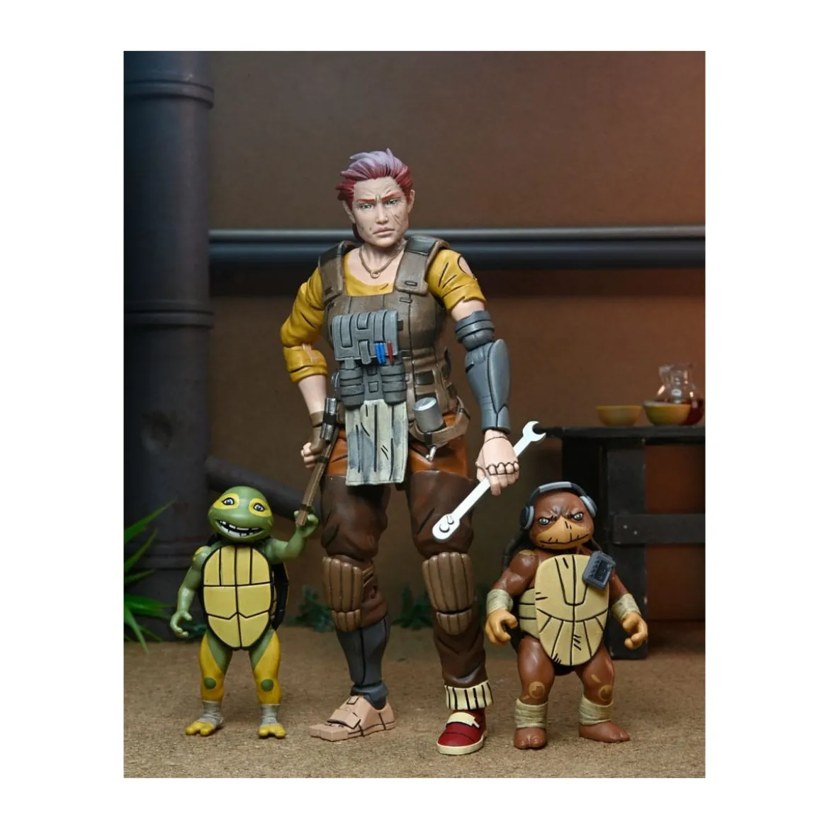 NECA - IDW Comics - Grammy April with Baby Yi & Moja - The Last Ronin The Lost Years - TMNT