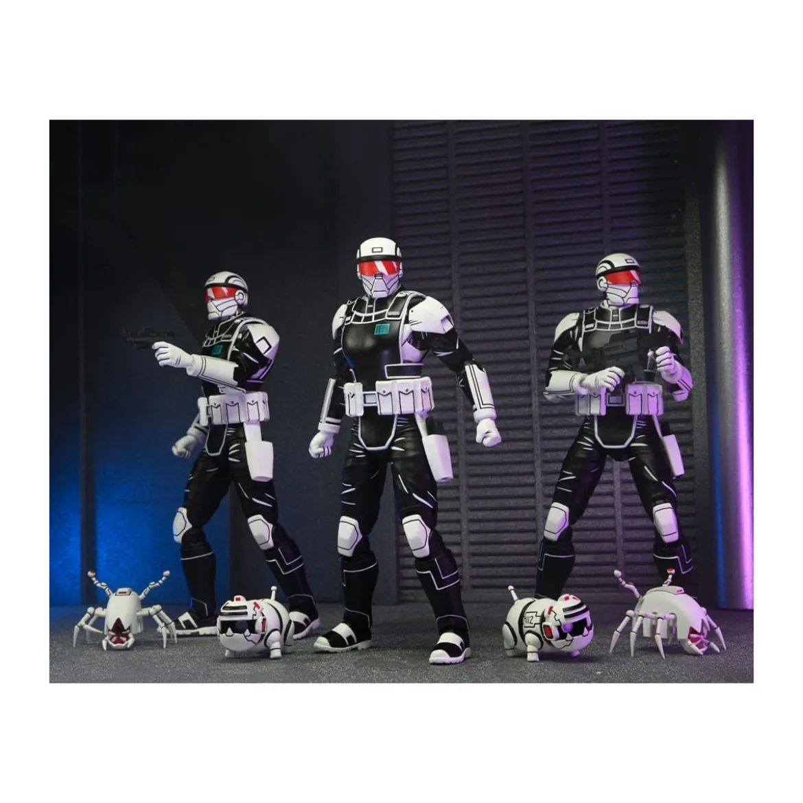 NECA - IDW Comics - Synja Commando with Mousers - The Last Ronin - TMNT