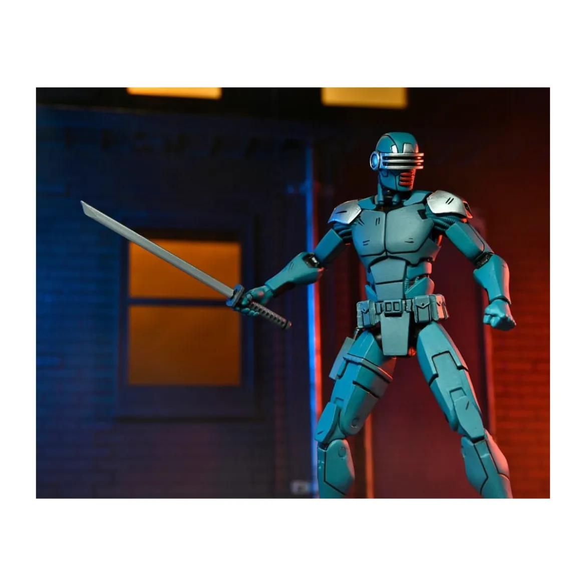 NECA - IDW Comics - Ultimate SYNJA PATROL BOT - The Last Ronin - TMNT - Teenage Mutant Ninja Turtles