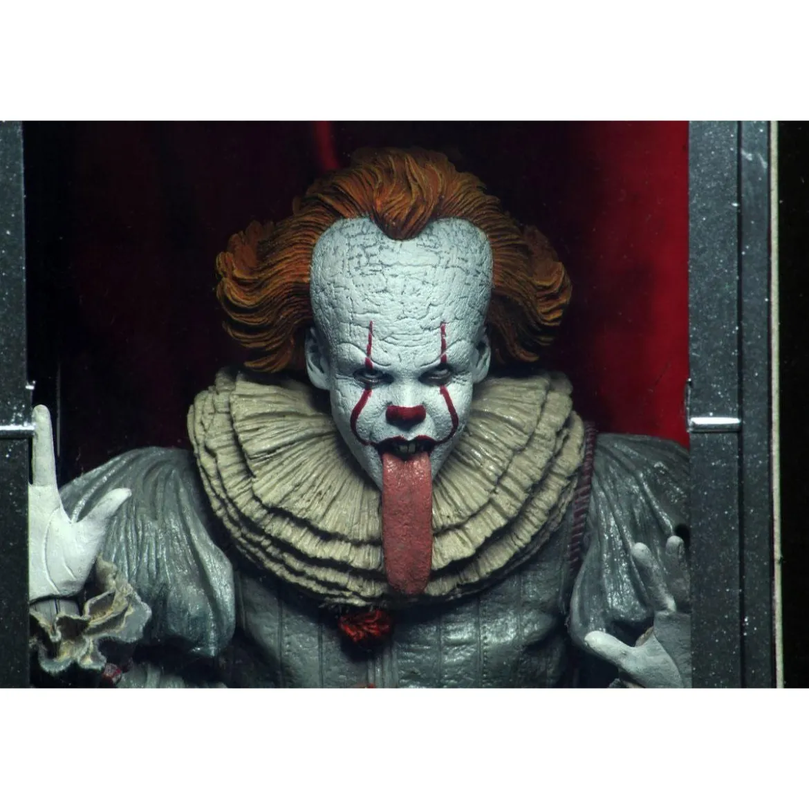 Neca IT - CA - IL est revenu - Chapitre 2 Pennywise - 18cm