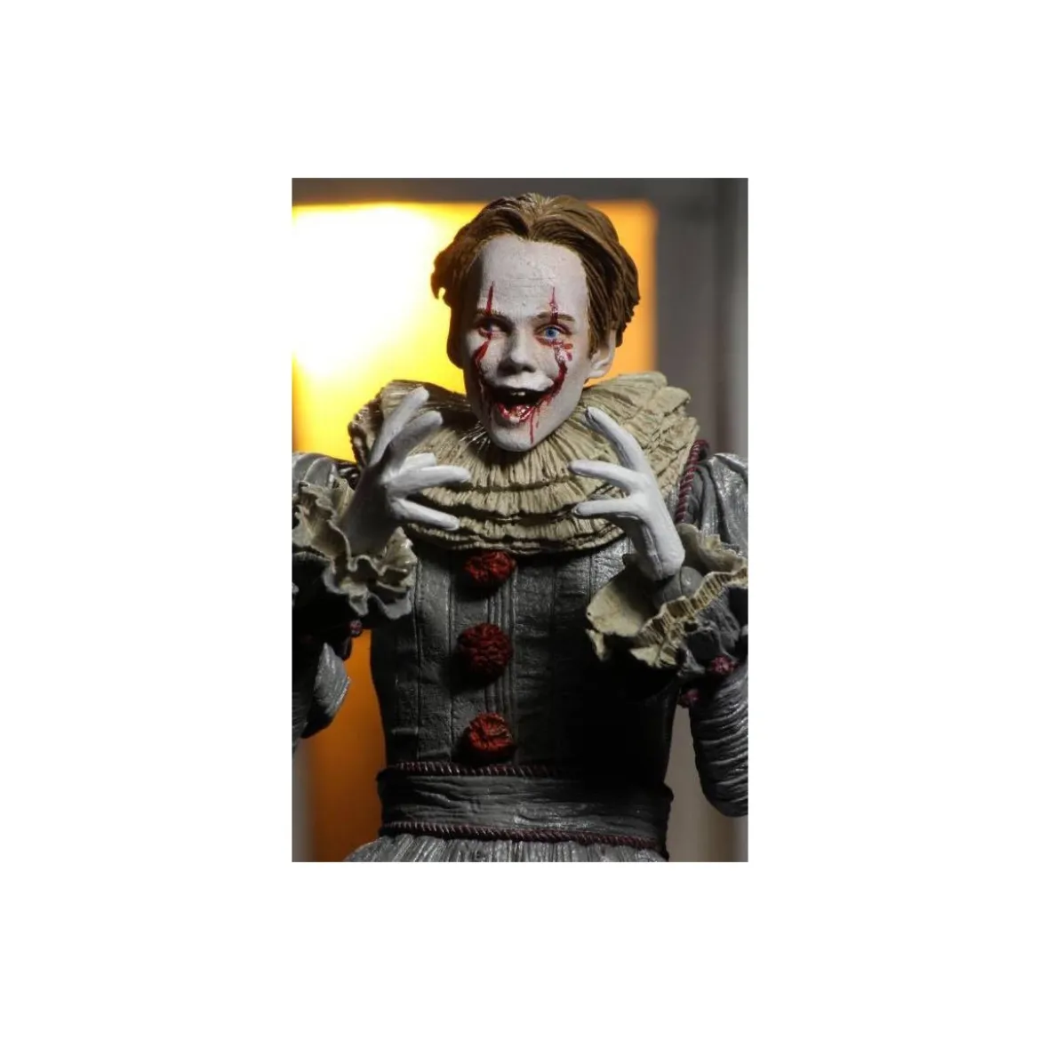 Neca IT - CA - IL est revenu - Chapitre 2 Pennywise - 18cm