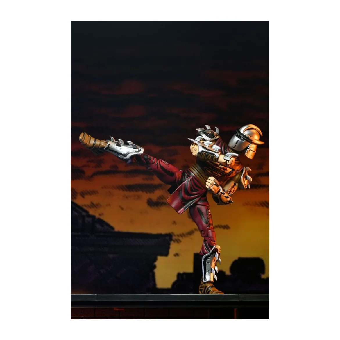 NECA - Mirage Comics - BATTLE DAMAGED SHREDDER (Classic Colors) - TMNT - Teenage Mutant Ninja Turtles