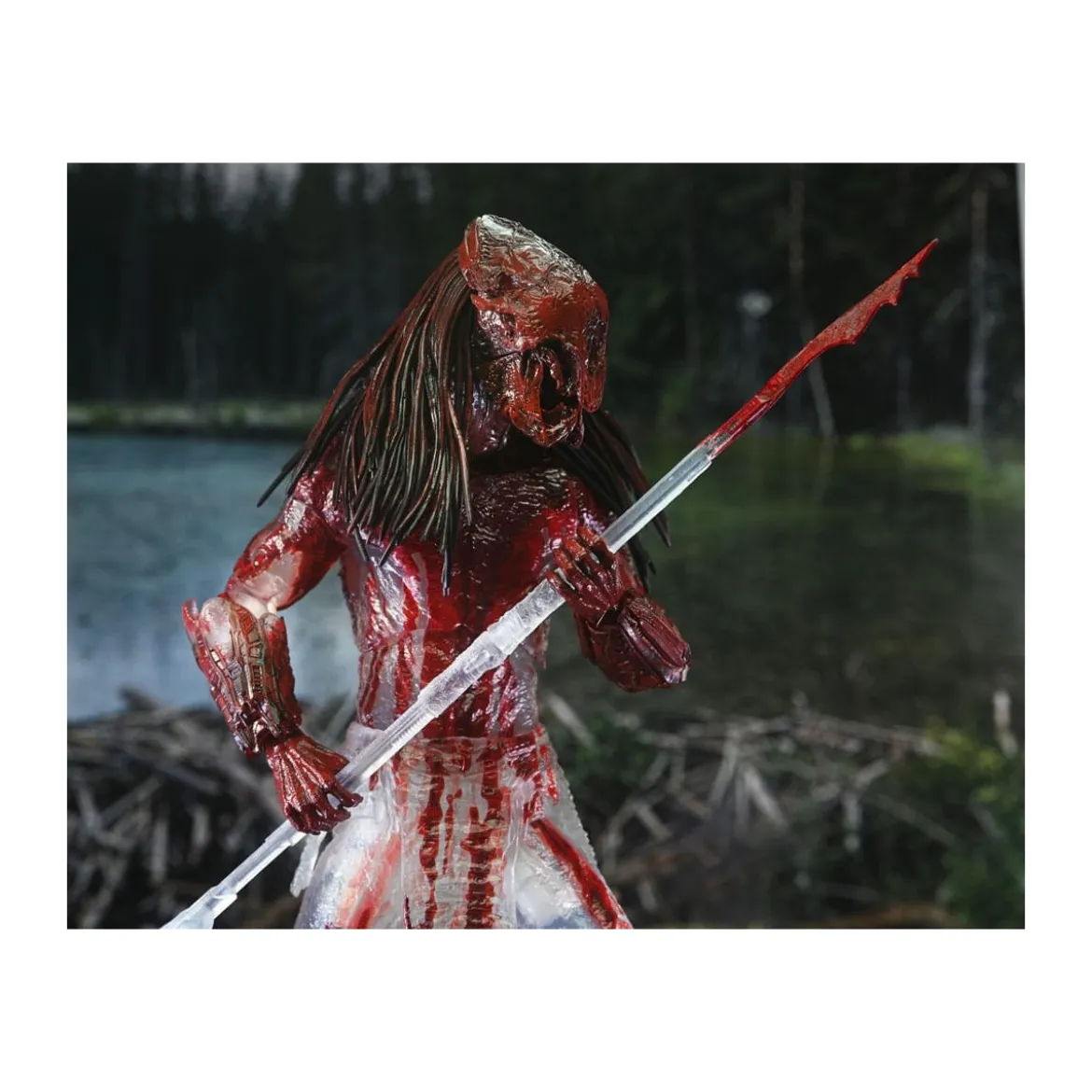 Neca Predator - Ultimate Feral Bear Blood Predator - Prey