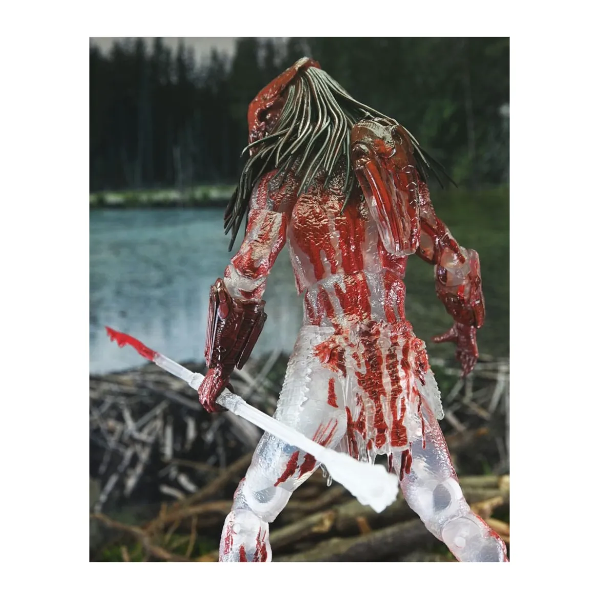 Neca Predator - Ultimate Feral Bear Blood Predator - Prey