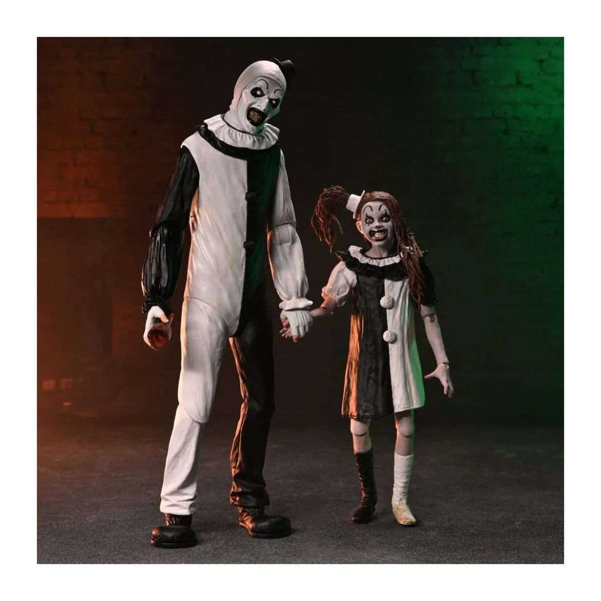 Neca Terrifier 2 - Ultimate Art the Clown & Little Pale Girl