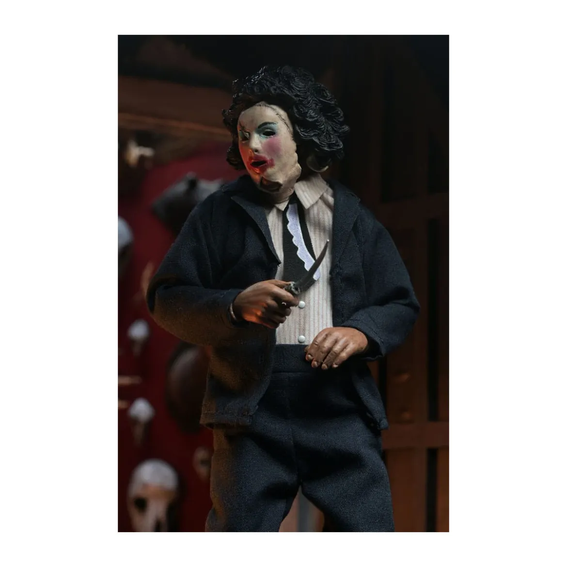 Neca Texas Chainsaw Massacre - Clothed Leatherface (Pretty Woman Mask)