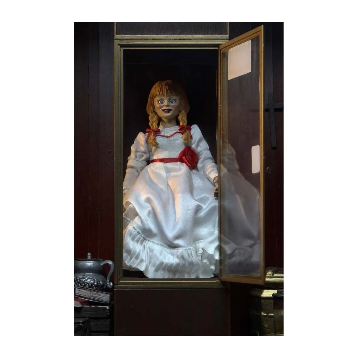 Neca - The Conjuring Universe - Retro Cloth Annabelle