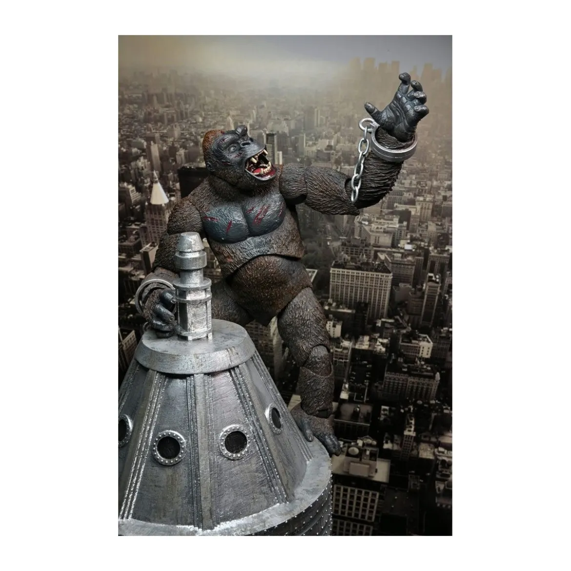 Neca - Ultimate KING KONG Concrete Jungle 1/12 Figurine