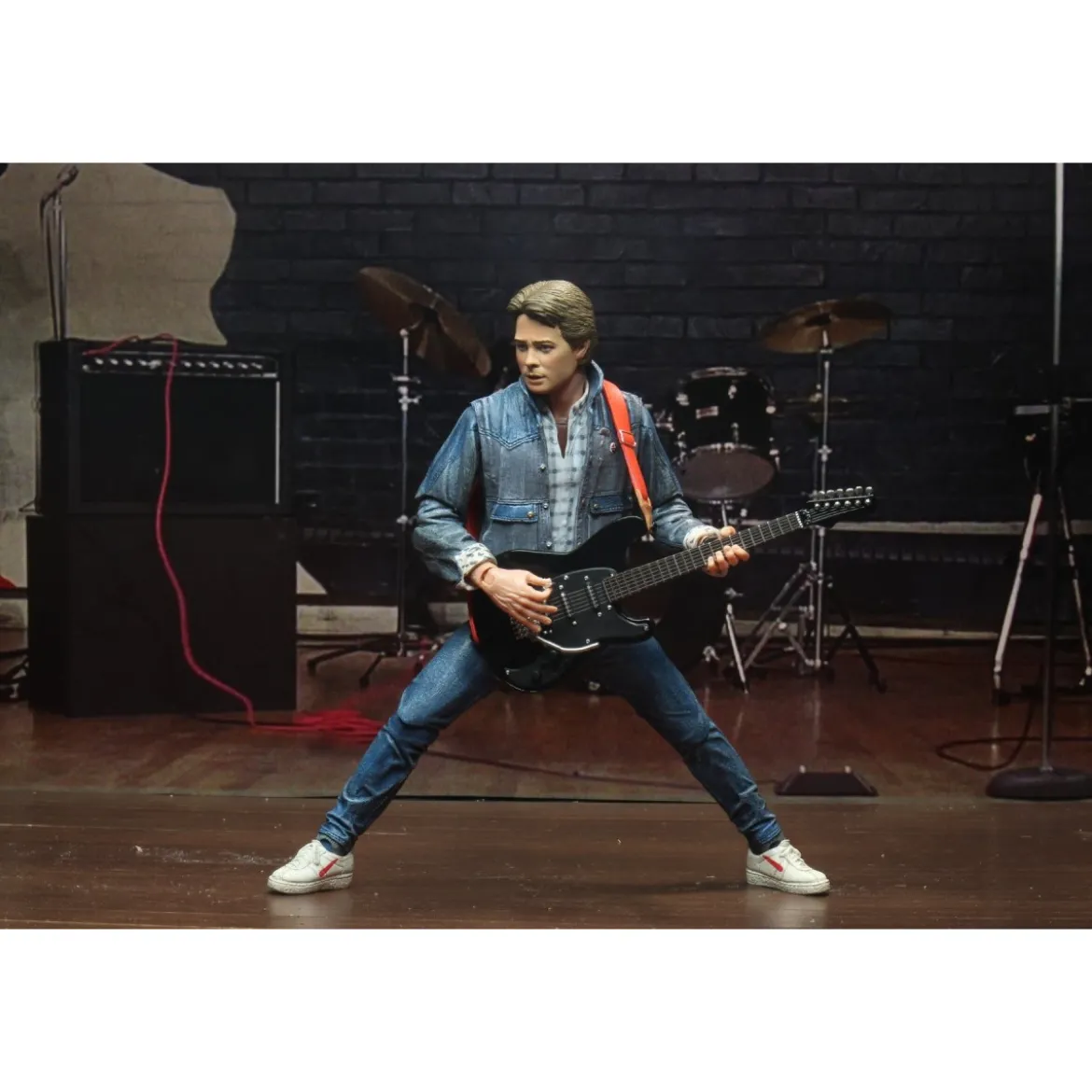 Neca - Ultimate Marty Mac Fly Battle of the Bands 1/12 - Retour vers le futur