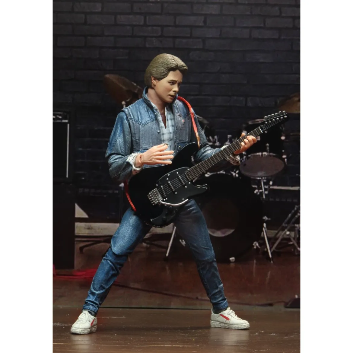 Neca - Ultimate Marty Mac Fly Battle of the Bands 1/12 - Retour vers le futur
