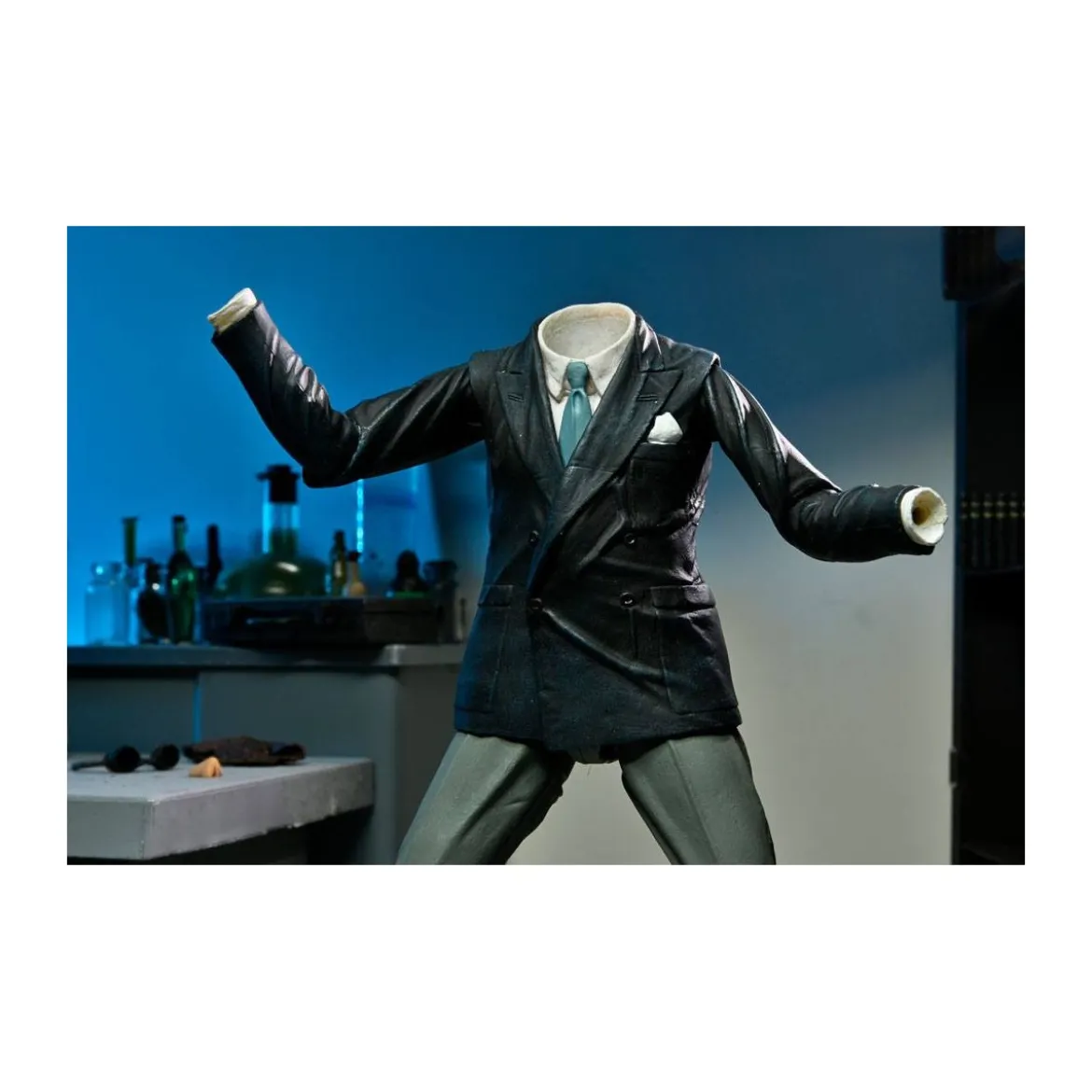 NECA - Ultimate The Invisible Man - Universal Monsters