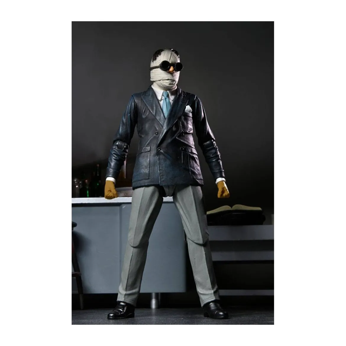 NECA - Ultimate The Invisible Man - Universal Monsters