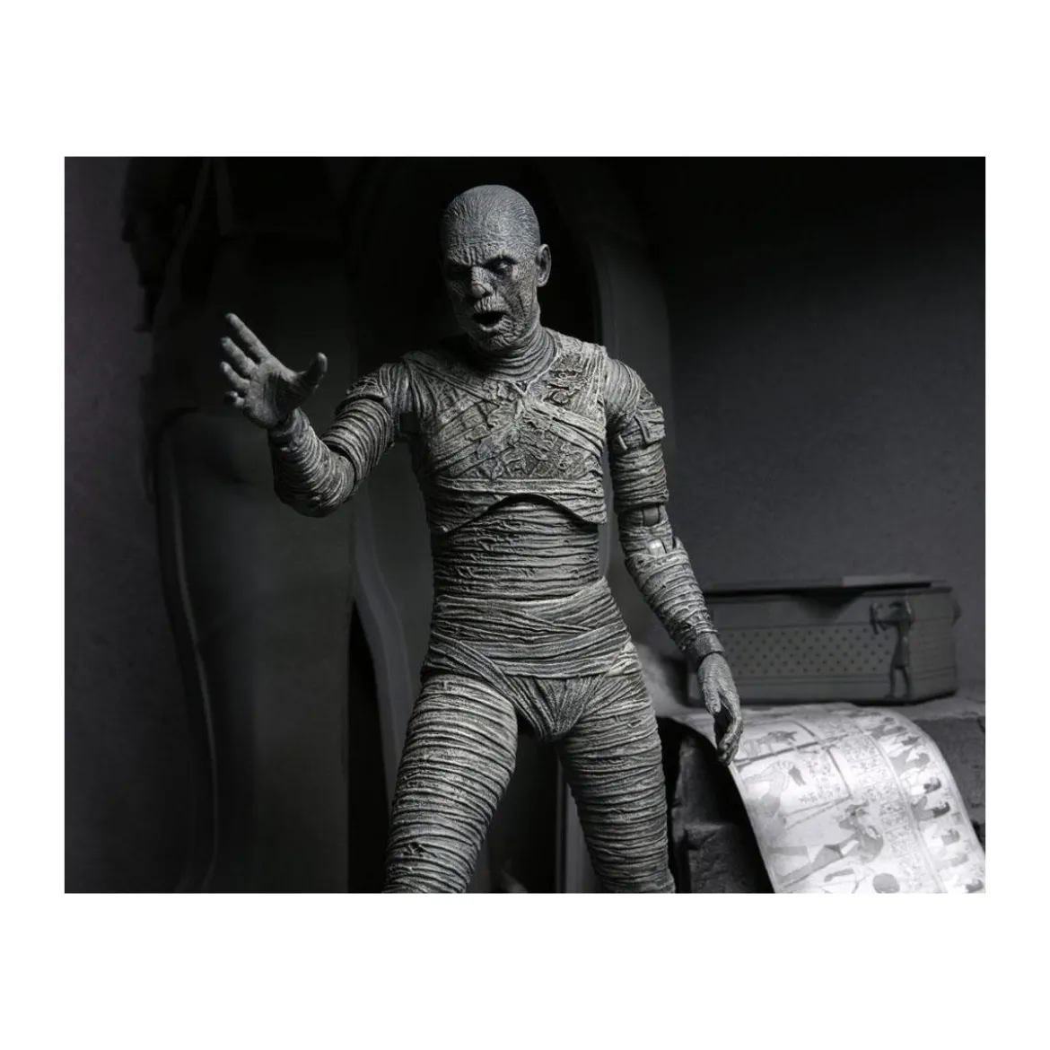 NECA - Ultimate The Mummy Black & White Version - Universal Monsters