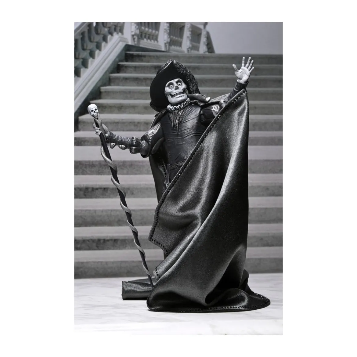 NECA - Ultimate The Phantom of the Opera (1925) Masque of the Red Death B&W - Universal Monsters