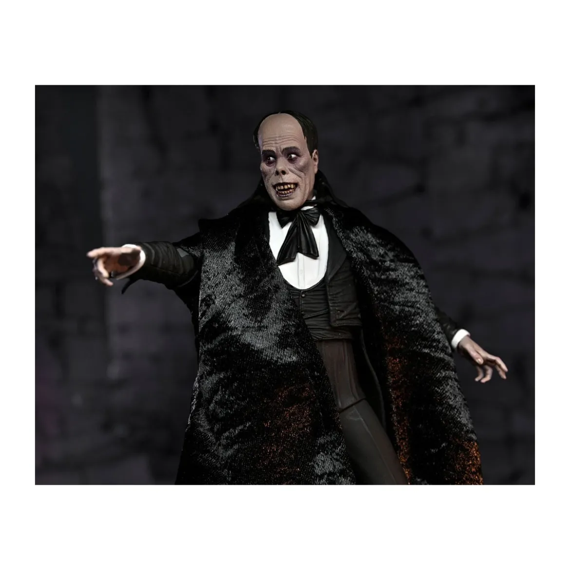 NECA - Ultimate The Phantom of the Opera (1925) color version - Universal Monsters