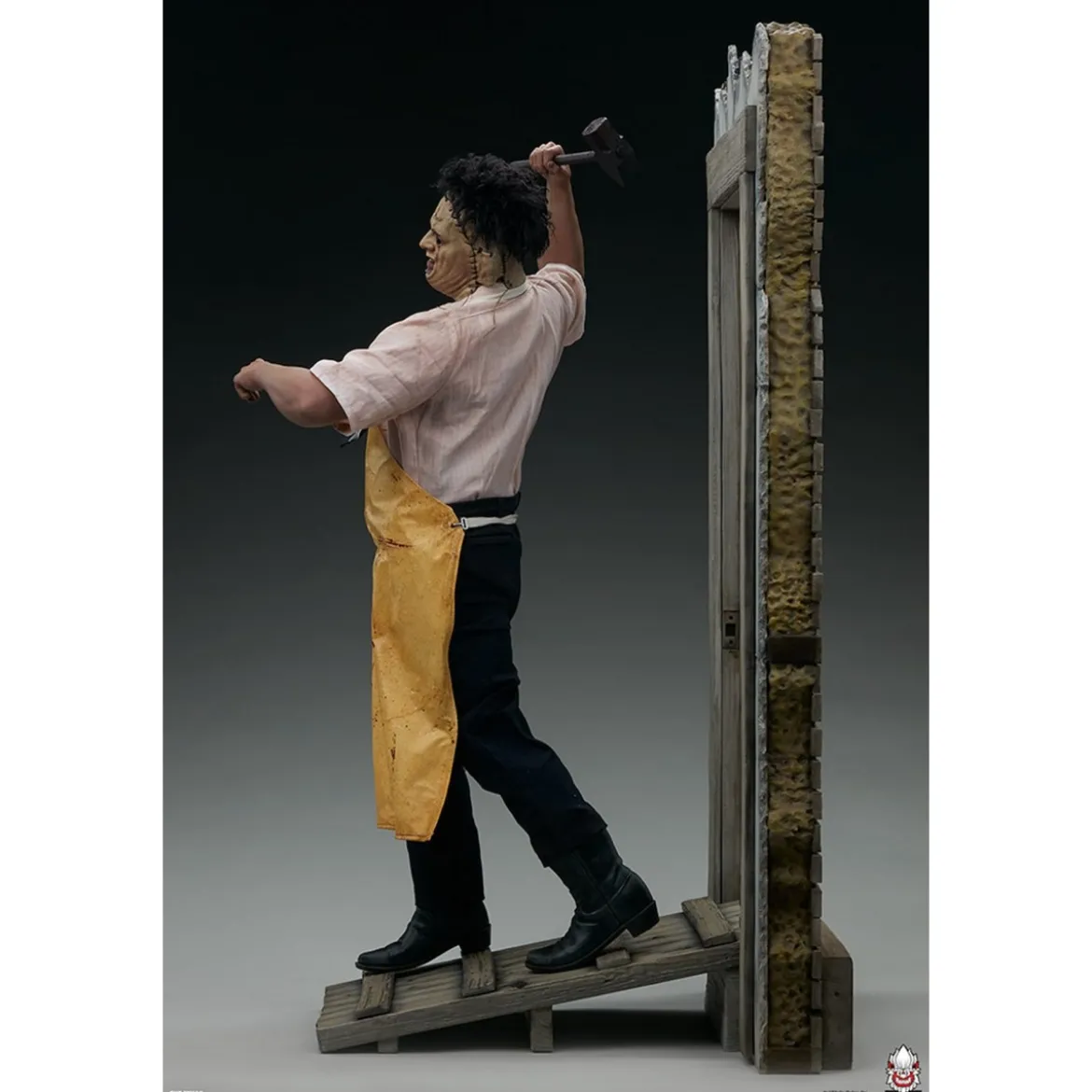Premium Collectibles Studio - The Texas Chainsaw Massacre: Leatherface - The Butcher 1:3 Scale Statue