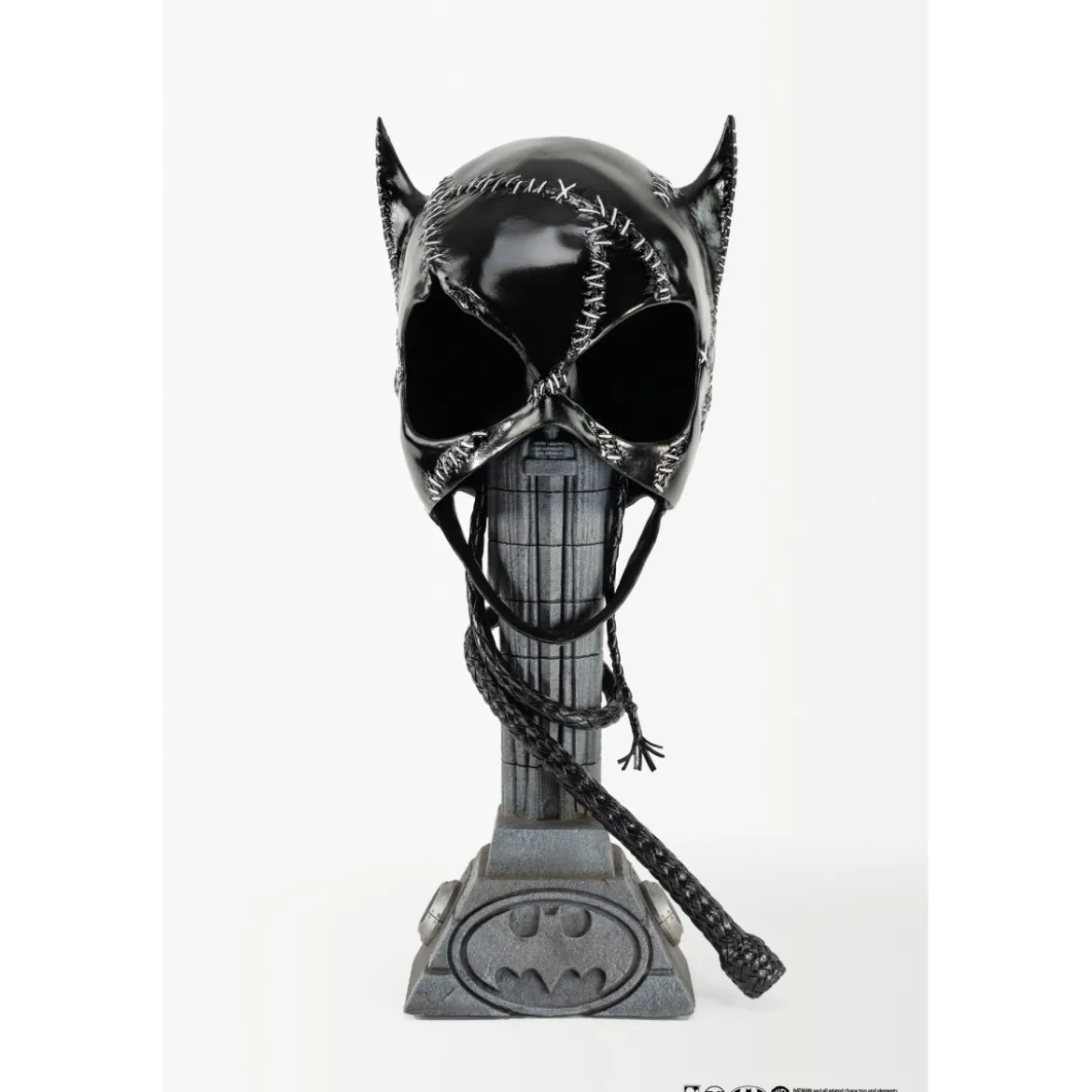 PureArts - Batman Catwoman 1:1 Cowl Replica