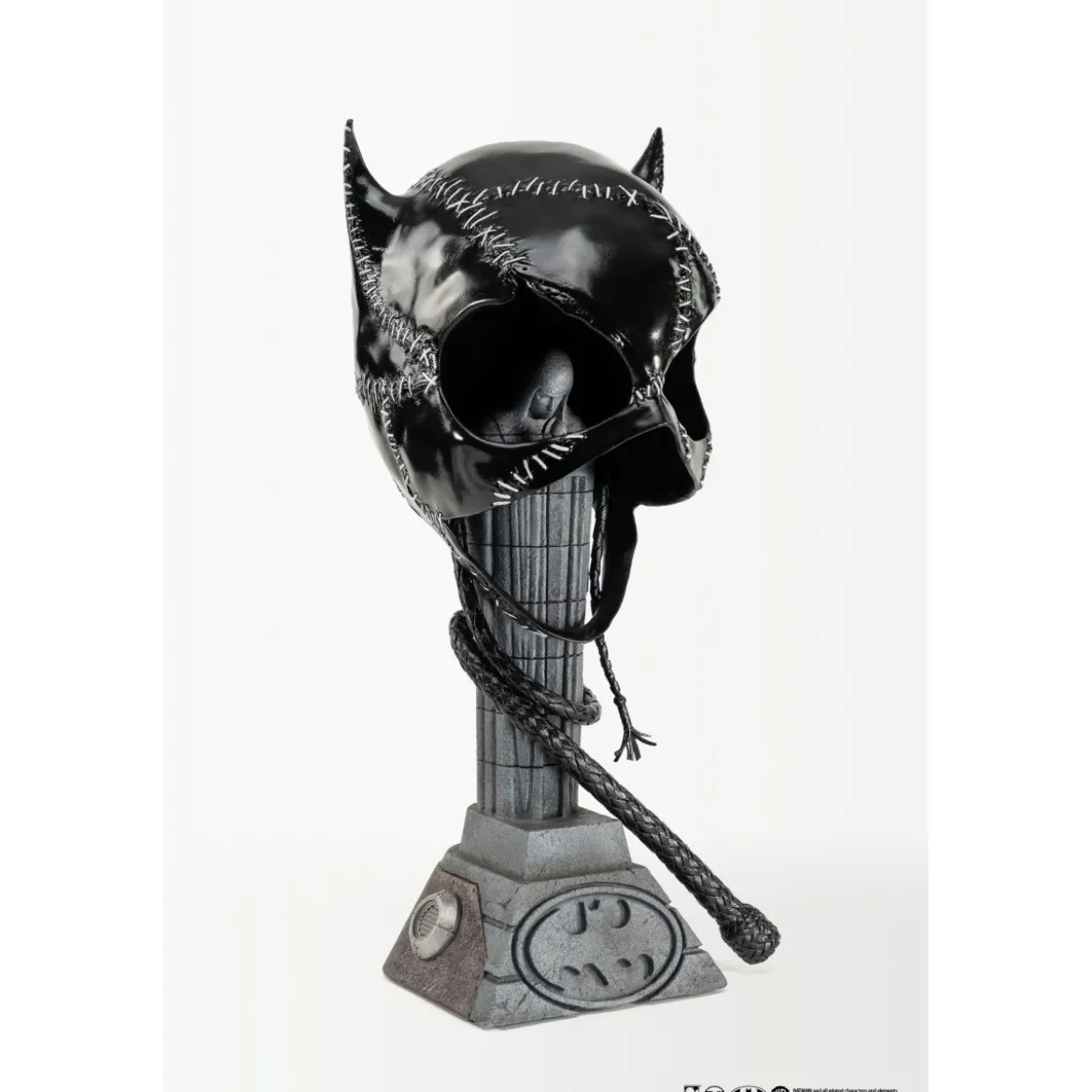 PureArts - Batman Catwoman 1:1 Cowl Replica