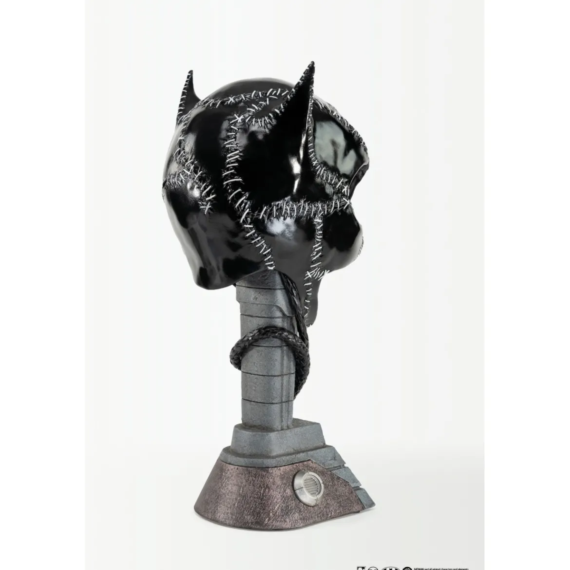 PureArts - Batman Catwoman 1:1 Cowl Replica