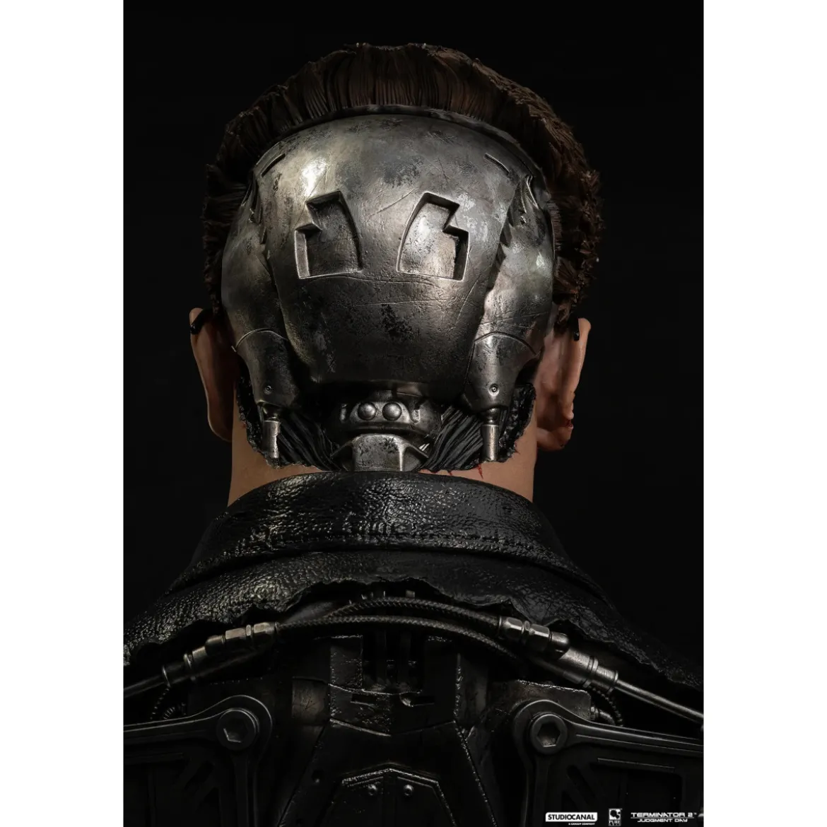 Pure Arts Terminator 2 T-800 Model 101 Battle Damaged Art Mask