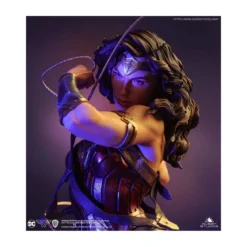 Queen Studios - DC Comics Wonder Woman 1:4 Scale Statue