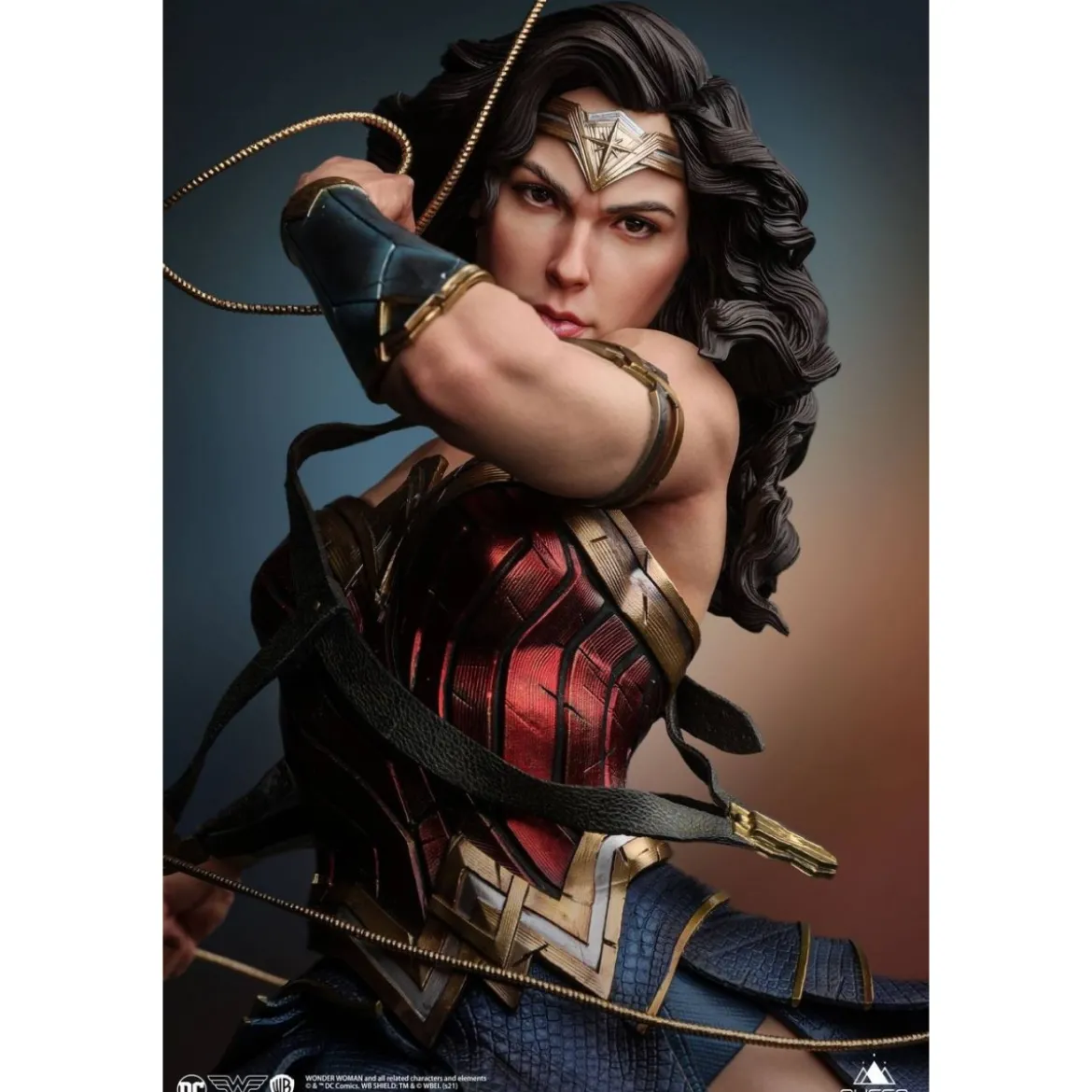 Queen Studios - DC Comics Wonder Woman 1:4 Scale Statue