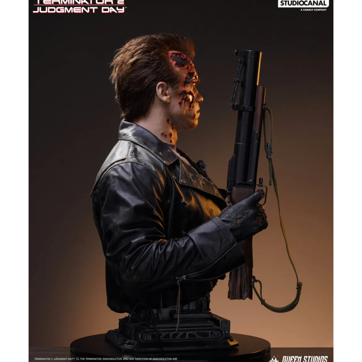 Queen Studios - T-800 Battle Damaged Life-Size Bust - Terminator 2