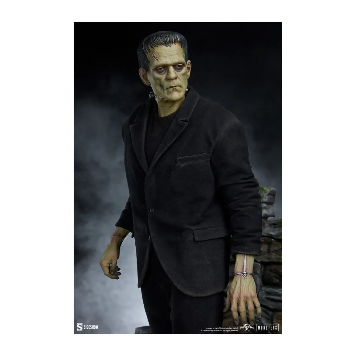 Sideshow Universal Monsters - Premium Format Frankenstein (Fabric costume) 1/4